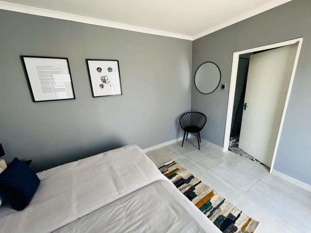 Kates Nest Guesthouse Oshakati מראה חיצוני תמונה