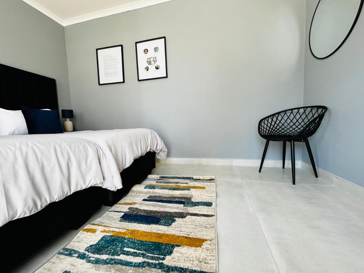 Kates Nest Guesthouse Oshakati מראה חיצוני תמונה